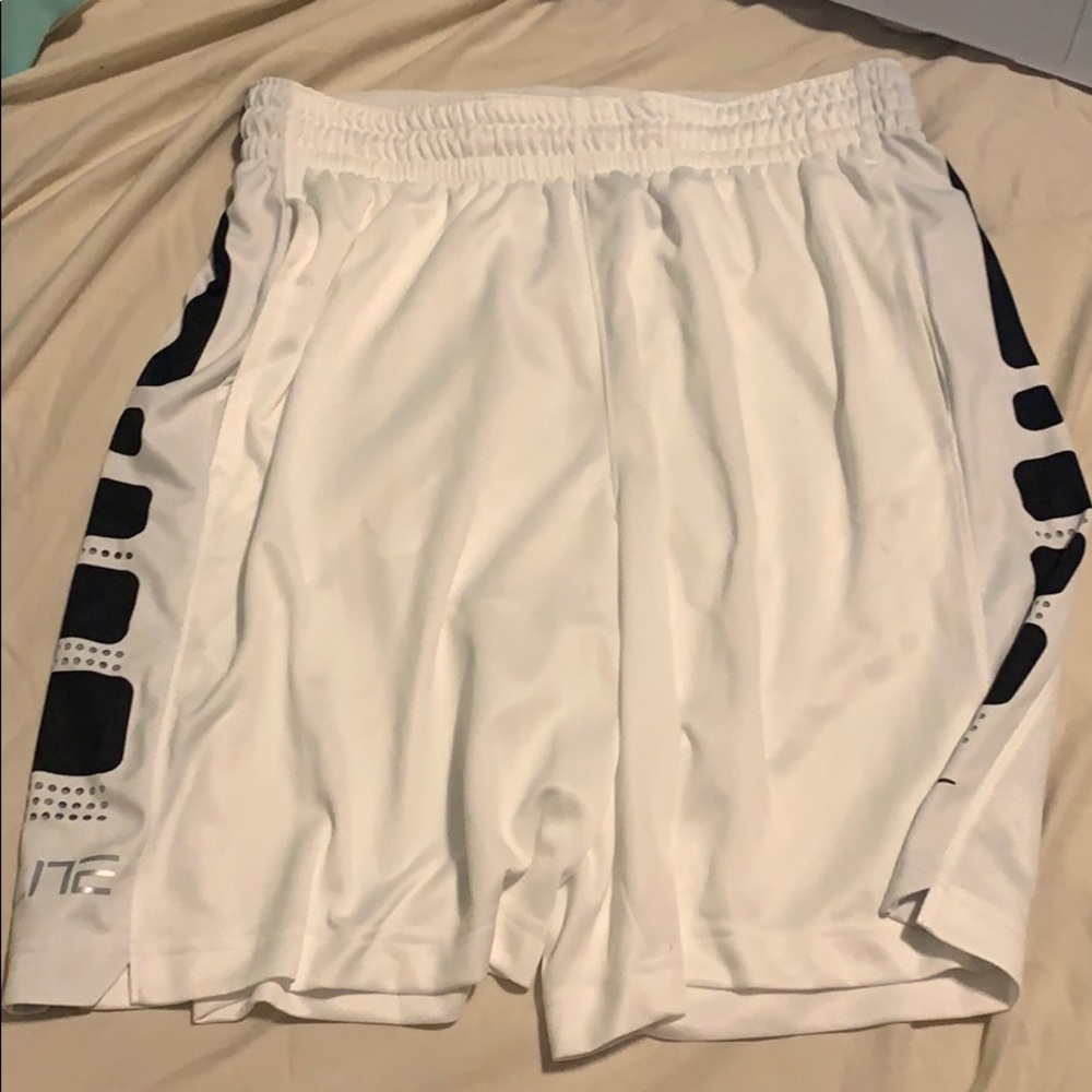 Mens Nike basketball Elite shorts